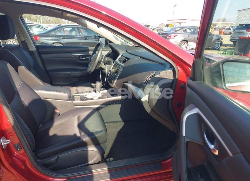 Photo 5 of 2016 Nissan Altima 2.5 SR (VIN 1N4AL3APXGC281084)