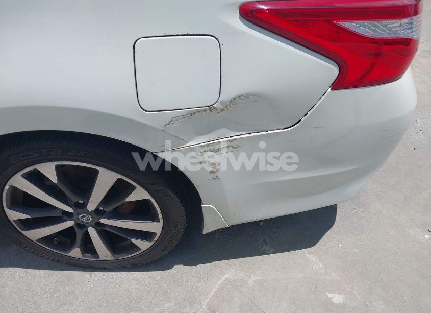 Photo 6 of 2016 Nissan Altima 2.5 SR (VIN 1N4AL3APXGN318462)