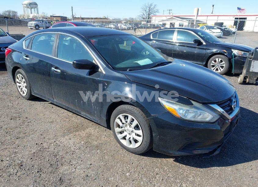 2016 Nissan Altima 2.5/2.5 S/2.5 SL/2.5 SR/2.5 SV (VIN 1N4AL3APXGN320843) main photo