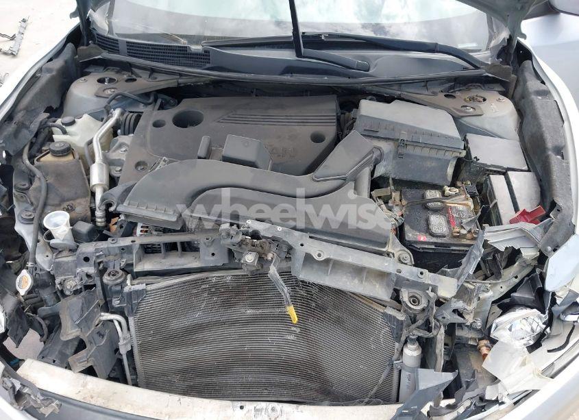 Photo 10 of 2016 Nissan Altima 2.5 SR (VIN 1N4AL3APXGN332362)