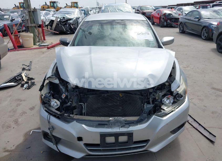 Photo 13 of 2016 Nissan Altima 2.5 SR (VIN 1N4AL3APXGN332362)