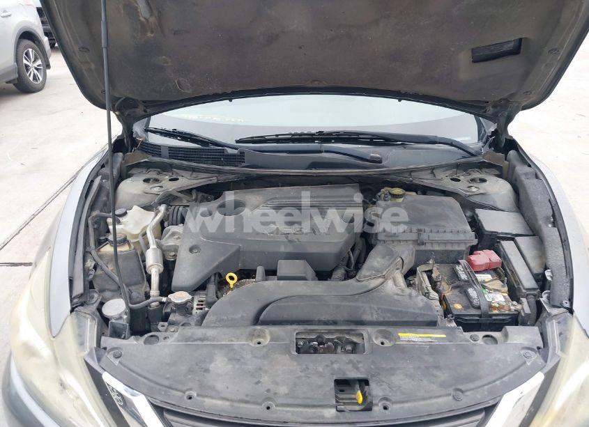 Photo 10 of 2016 Nissan Altima 2.5/2.5 S/2.5 SL/2.5 SR/2.5 SV (VIN 1N4AL3APXGN343250)