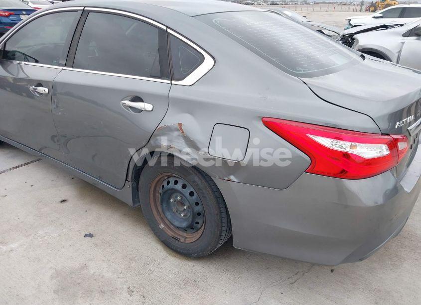 Photo 6 of 2016 Nissan Altima 2.5/2.5 S/2.5 SL/2.5 SR/2.5 SV (VIN 1N4AL3APXGN343250)