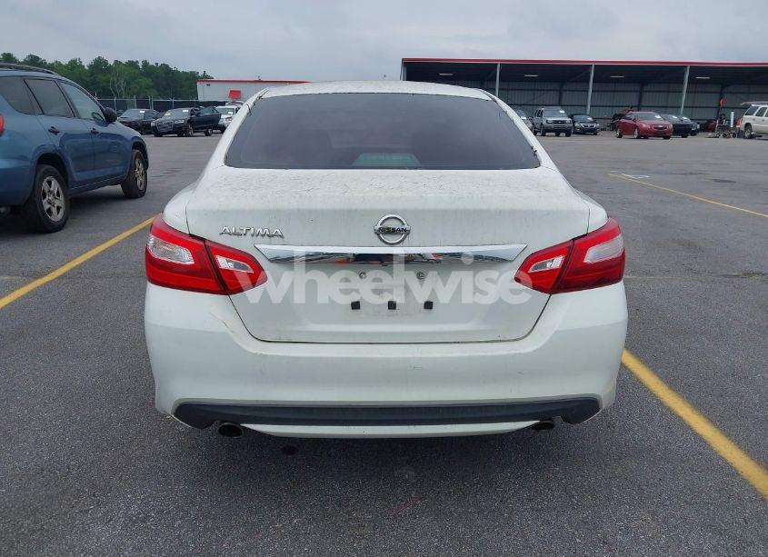 Photo 16 of 2016 Nissan Altima 2.5/2.5 S/2.5 SL/2.5 SR/2.5 SV (VIN 1N4AL3APXGN345029)