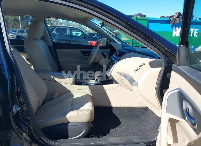 Photo 5 of 2016 Nissan Altima 2.5 S (VIN 1N4AL3APXGN350005)