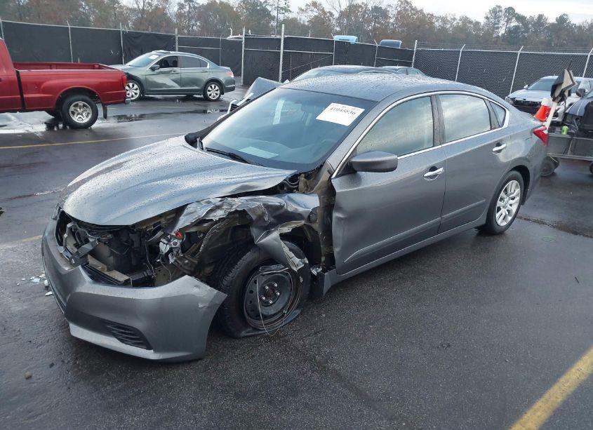 Photo 2 of 2016 Nissan Altima 2.5 S (VIN 1N4AL3APXGN359139)