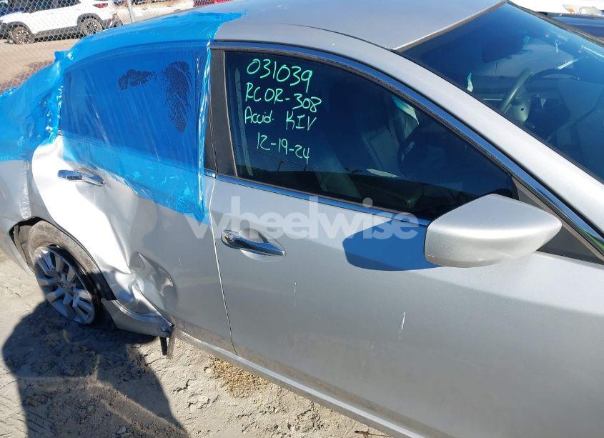 Photo 13 of 2016 Nissan Altima 2.5/2.5 S/2.5 SL/2.5 SR/2.5 SV (VIN 1N4AL3APXGN360520)