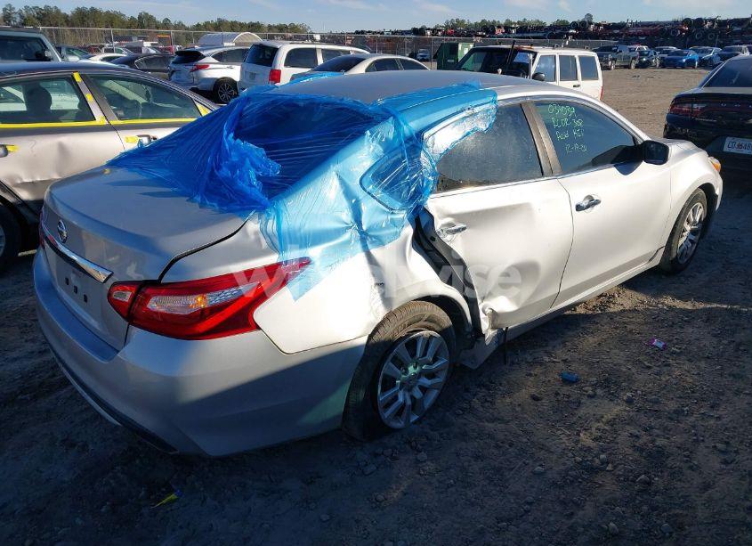 Photo 4 of 2016 Nissan Altima 2.5/2.5 S/2.5 SL/2.5 SR/2.5 SV (VIN 1N4AL3APXGN360520)