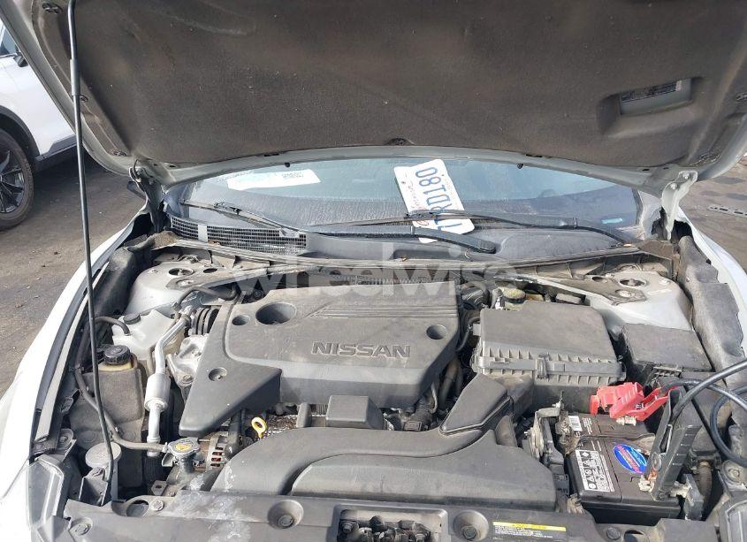 Photo 10 of 2016 Nissan Altima 2.5/2.5 S/2.5 SL/2.5 SR/2.5 SV (VIN 1N4AL3APXGN369542)