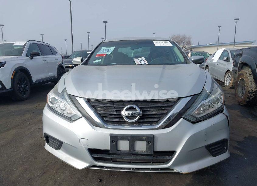 Photo 13 of 2016 Nissan Altima 2.5/2.5 S/2.5 SL/2.5 SR/2.5 SV (VIN 1N4AL3APXGN369542)