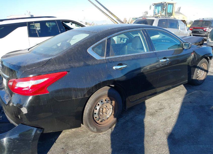 Photo 4 of 2016 Nissan Altima 2.5/2.5 S/2.5 SL/2.5 SR/2.5 SV (VIN 1N4AL3APXGN371839)