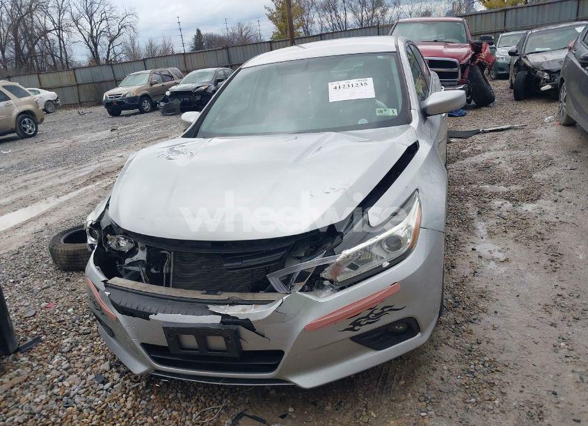 Photo 11 of 2017 Nissan Altima 2.5 SV (VIN 1N4AL3APXHC110661)