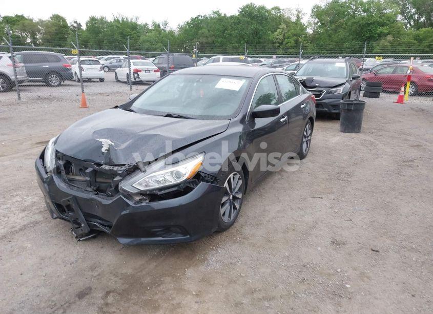 Photo 2 of 2017 Nissan Altima 2.5/2.5 S/2.5 SL/2.5 SR/2.5 SV (VIN 1N4AL3APXHC113611)