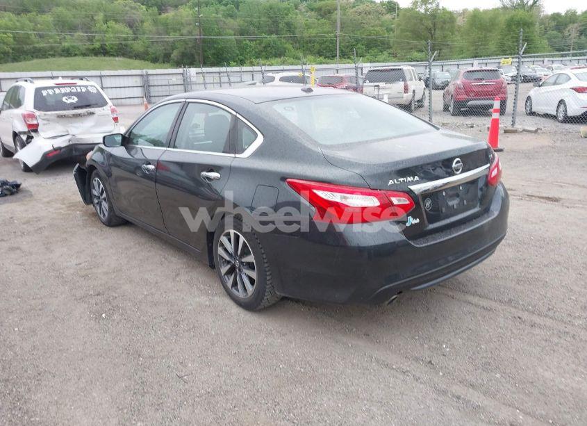 Photo 3 of 2017 Nissan Altima 2.5/2.5 S/2.5 SL/2.5 SR/2.5 SV (VIN 1N4AL3APXHC113611)