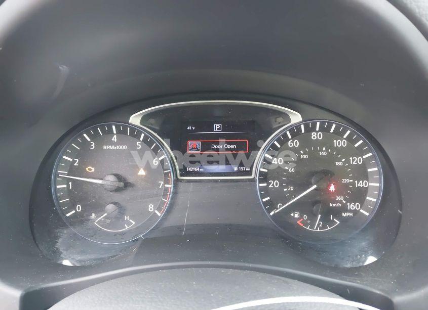 Photo 7 of 2017 Nissan Altima 2.5 SR (VIN 1N4AL3APXHC120364)