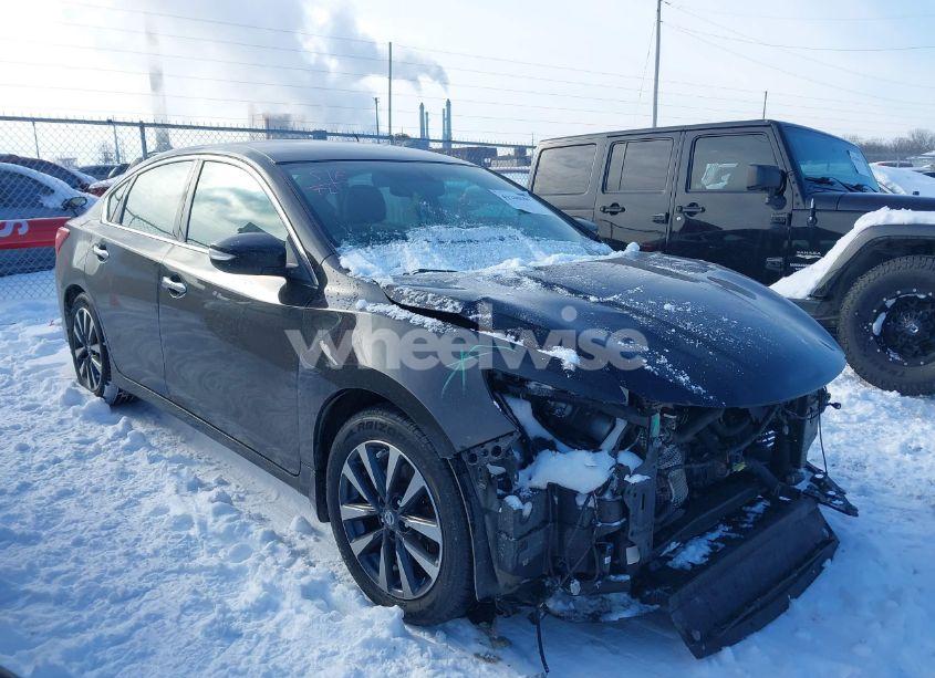 2017 Nissan Altima 2.5 SL (VIN 1N4AL3APXHC129999) main photo