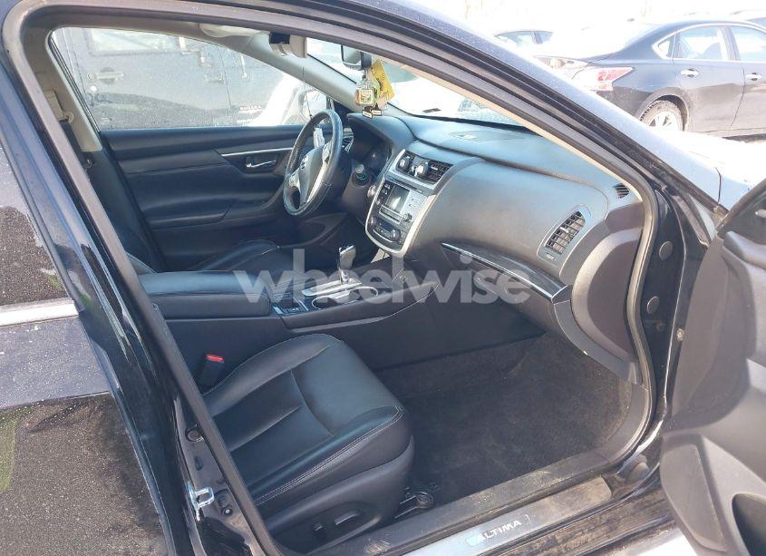 Photo 5 of 2017 Nissan Altima 2.5 SL (VIN 1N4AL3APXHC129999)