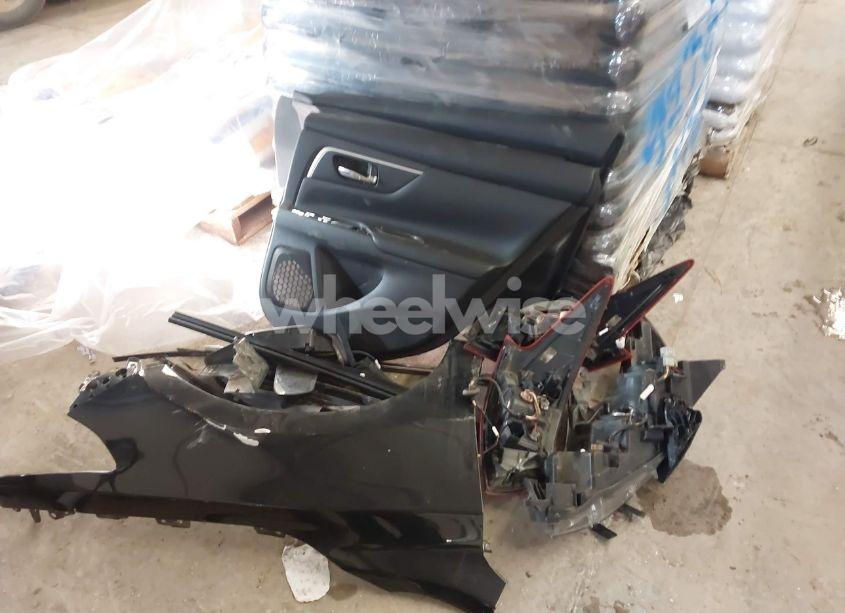 Photo 12 of 2017 Nissan Altima 2.5 SR (VIN 1N4AL3APXHC141621)