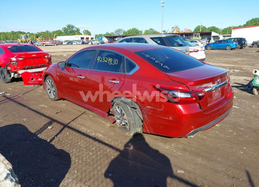 Photo 3 of 2017 Nissan Altima 2.5 SR (VIN 1N4AL3APXHC143479)