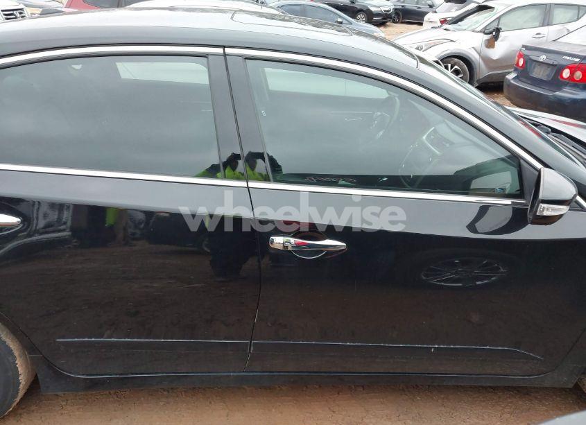 Photo 13 of 2017 Nissan Altima 2.5 SL (VIN 1N4AL3APXHC148603)