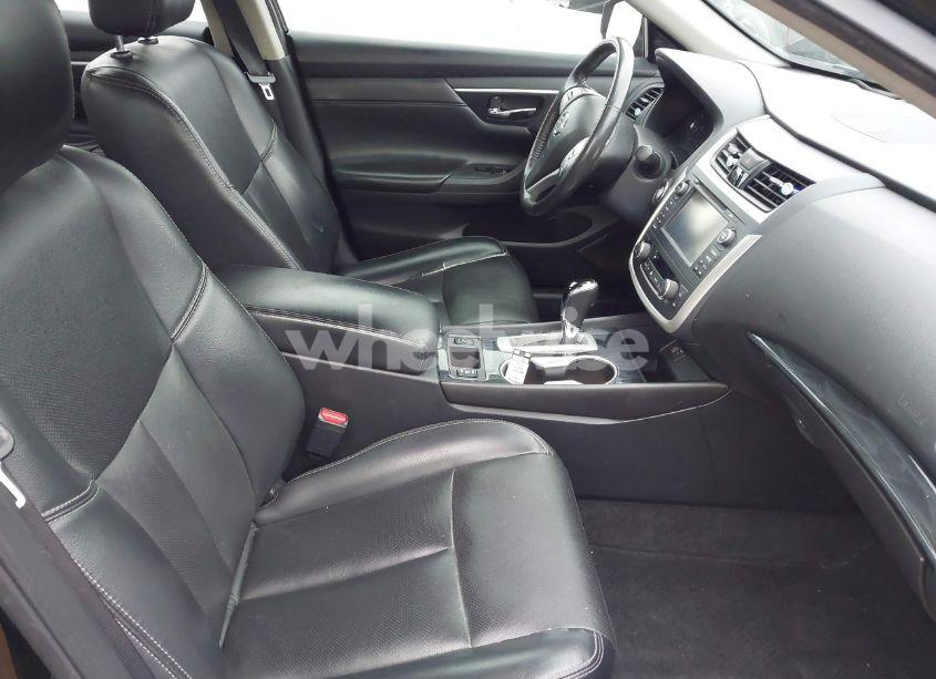 Photo 5 of 2017 Nissan Altima 2.5 SL (VIN 1N4AL3APXHC148603)