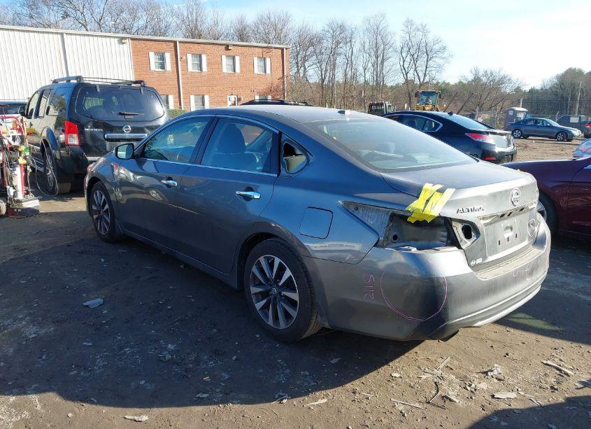 Photo 3 of 2017 Nissan Altima 2.5 SV (VIN 1N4AL3APXHC152344)