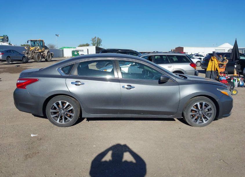 Photo 12 of 2017 Nissan Altima 2.5 SV (VIN 1N4AL3APXHC158242)