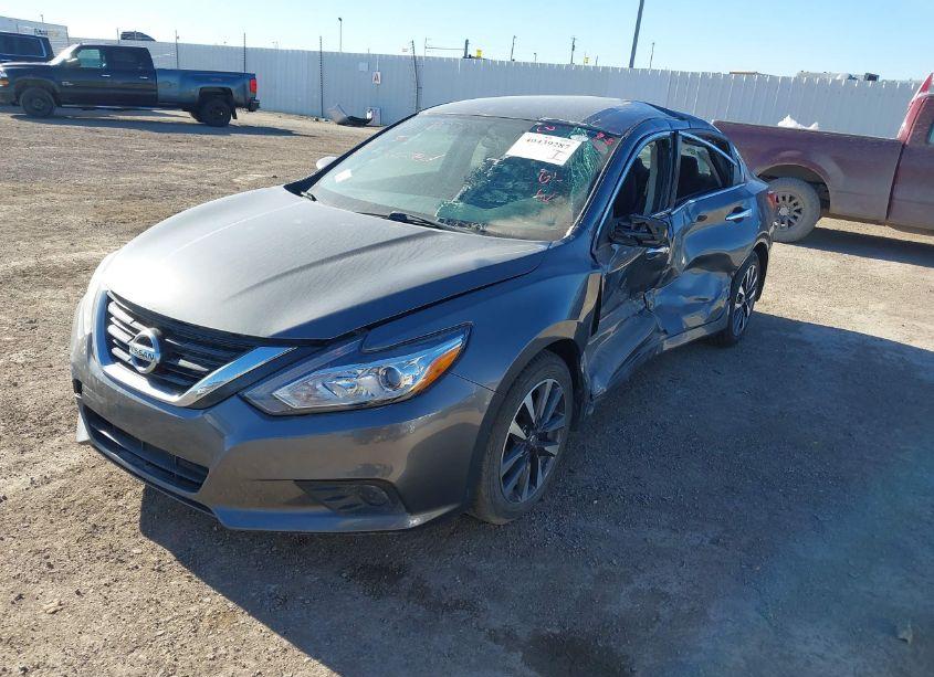 Photo 2 of 2017 Nissan Altima 2.5 SV (VIN 1N4AL3APXHC158242)