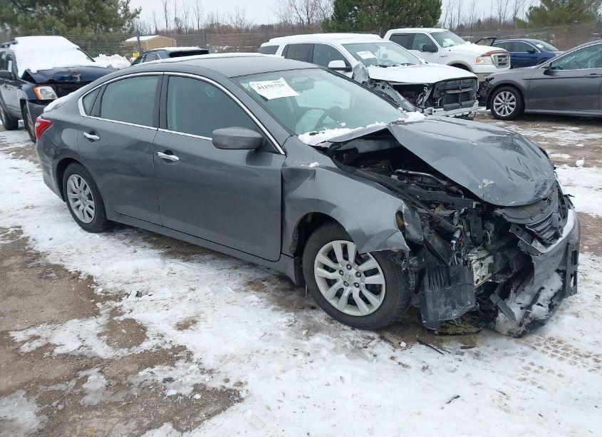 2017 Nissan Altima 2.5 S (VIN 1N4AL3APXHC165207) main photo