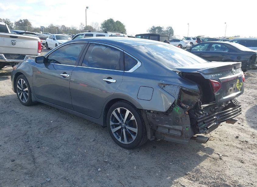 Photo 3 of 2017 Nissan Altima 2.5 SR (VIN 1N4AL3APXHC167992)