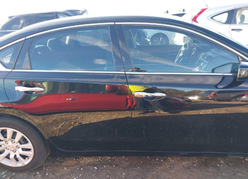 Photo 13 of 2017 Nissan Altima 2.5 S (VIN 1N4AL3APXHC175560)