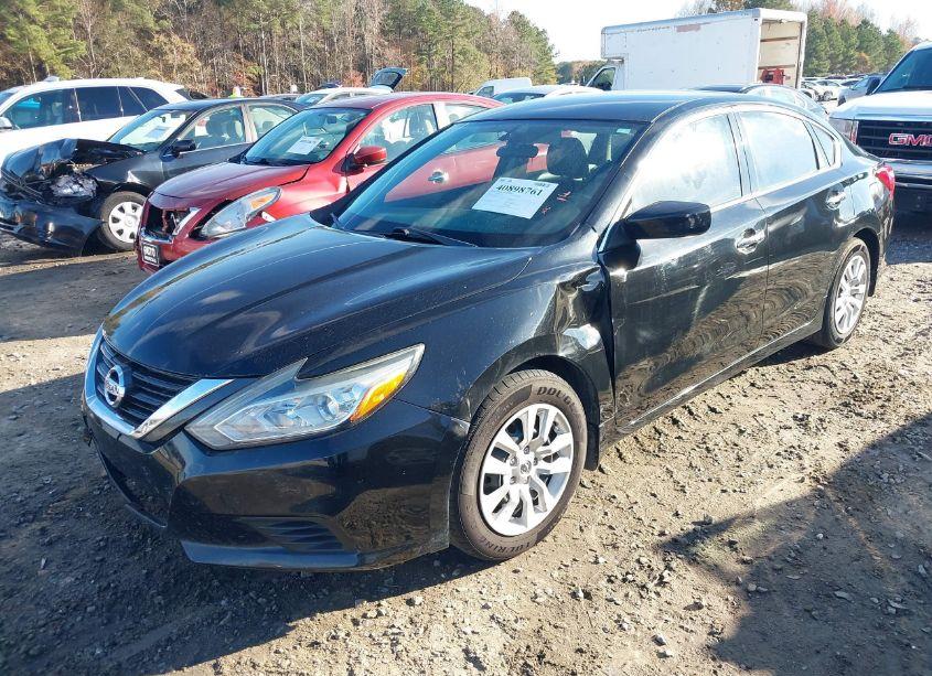 Photo 2 of 2017 Nissan Altima 2.5 S (VIN 1N4AL3APXHC175560)