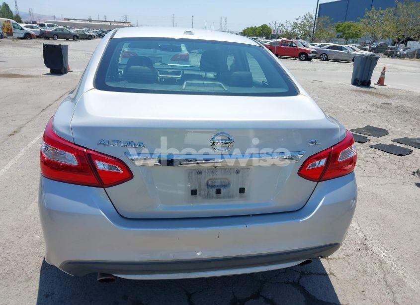 Photo 17 of 2017 Nissan Altima 2.5 SL (VIN 1N4AL3APXHC176949)