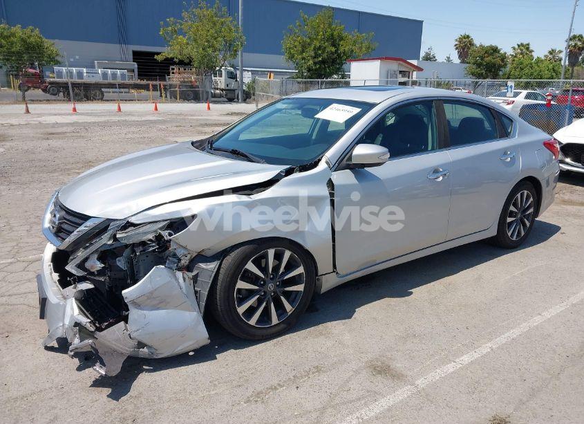 Photo 2 of 2017 Nissan Altima 2.5 SL (VIN 1N4AL3APXHC176949)