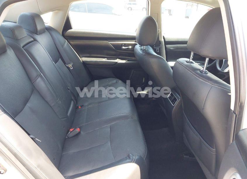 Photo 8 of 2017 Nissan Altima 2.5 SL (VIN 1N4AL3APXHC176949)