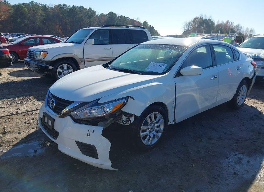 Photo 2 of 2017 Nissan Altima 2.5 S (VIN 1N4AL3APXHC177311)