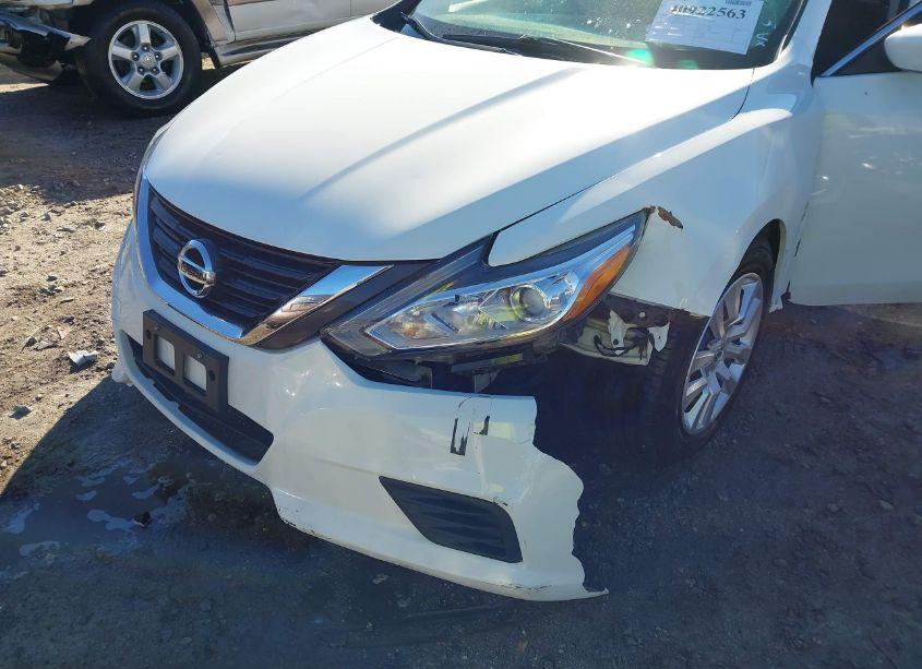 Photo 6 of 2017 Nissan Altima 2.5 S (VIN 1N4AL3APXHC177311)
