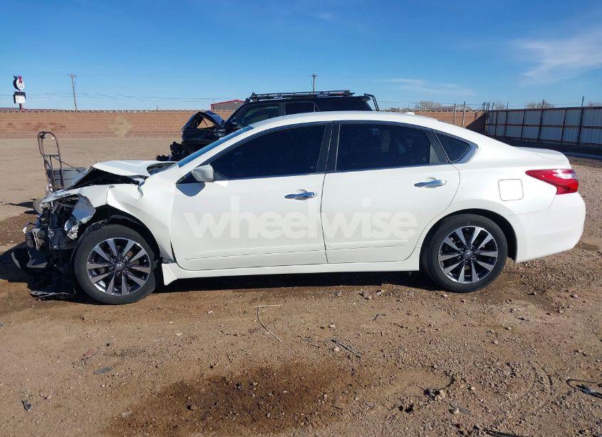 Photo 15 of 2017 Nissan Altima 2.5 SV (VIN 1N4AL3APXHC178068)