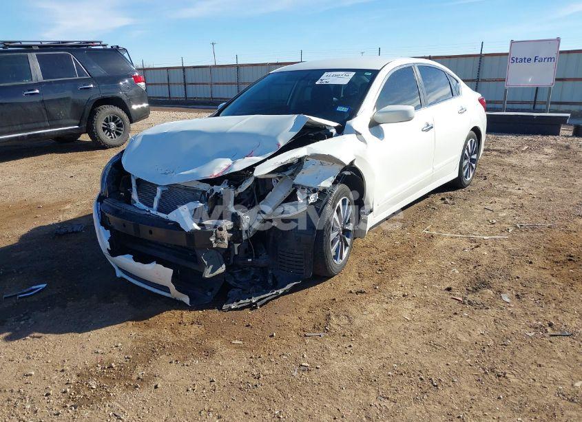 Photo 2 of 2017 Nissan Altima 2.5 SV (VIN 1N4AL3APXHC178068)