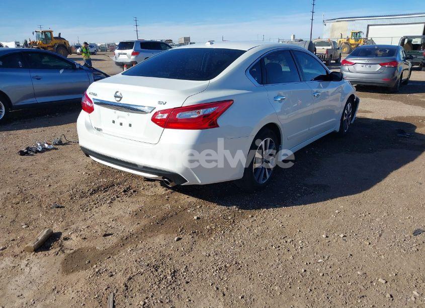 Photo 4 of 2017 Nissan Altima 2.5 SV (VIN 1N4AL3APXHC178068)