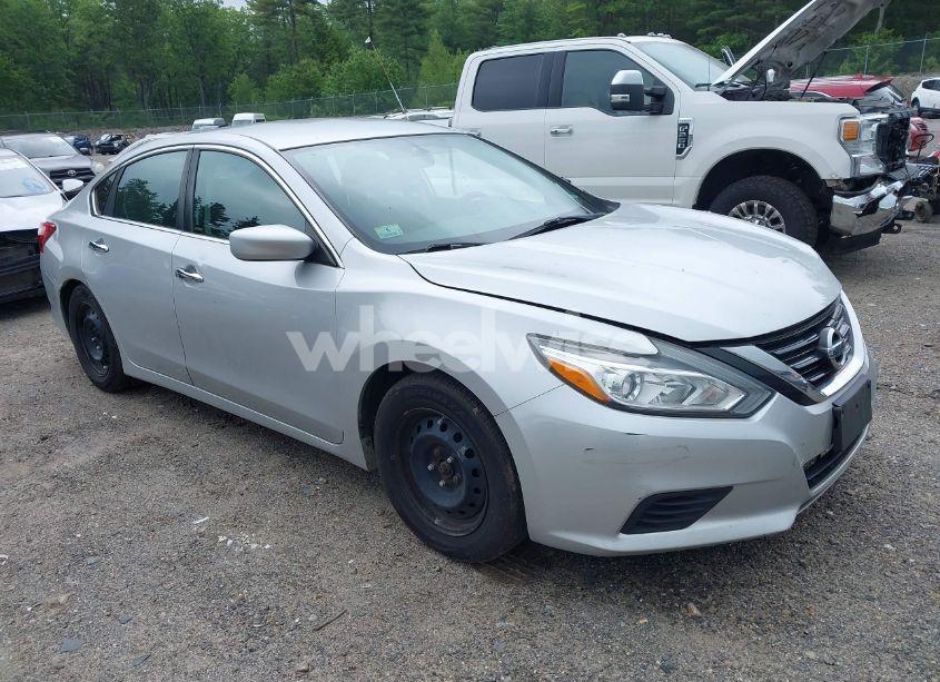 2017 Nissan Altima 2.5 S (VIN 1N4AL3APXHC191130) main photo