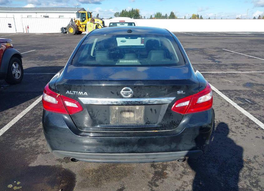 Photo 17 of 2017 Nissan Altima 2.5 SL (VIN 1N4AL3APXHC196358)