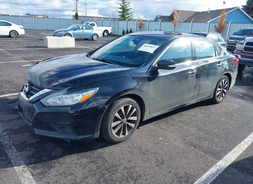 Photo 2 of 2017 Nissan Altima 2.5 SL (VIN 1N4AL3APXHC196358)