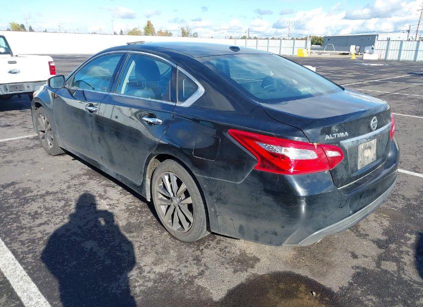 Photo 3 of 2017 Nissan Altima 2.5 SL (VIN 1N4AL3APXHC196358)