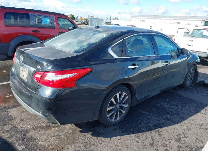 Photo 4 of 2017 Nissan Altima 2.5 SL (VIN 1N4AL3APXHC196358)