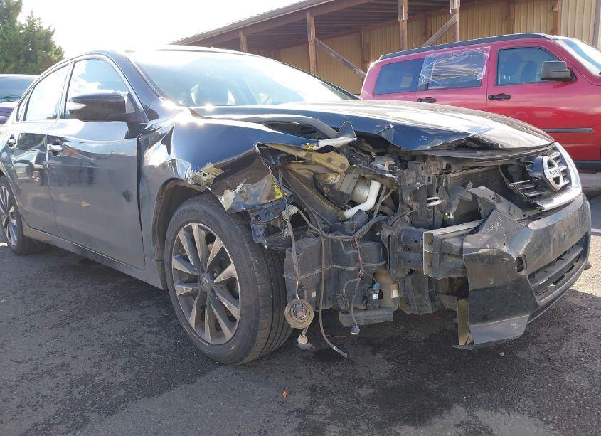 Photo 6 of 2017 Nissan Altima 2.5 SL (VIN 1N4AL3APXHC196358)