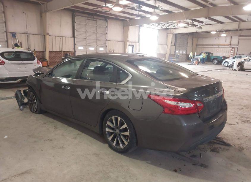 Photo 3 of 2017 Nissan Altima 2.5 SV (VIN 1N4AL3APXHC199325)