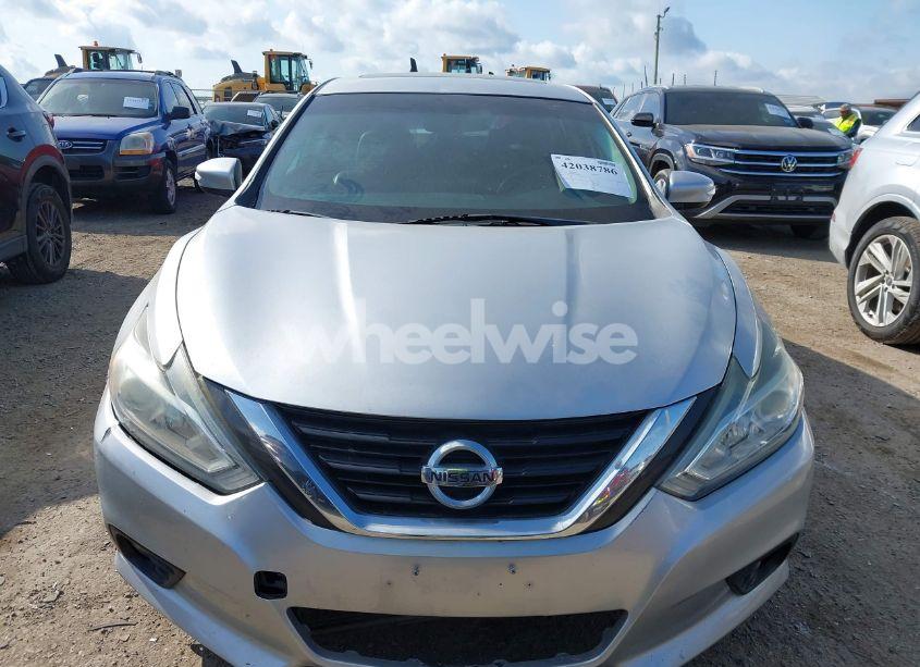Photo 11 of 2017 Nissan Altima 2.5 SL (VIN 1N4AL3APXHC208010)