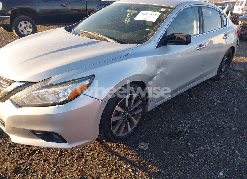Photo 18 of 2017 Nissan Altima 2.5 SV (VIN 1N4AL3APXHC210873)