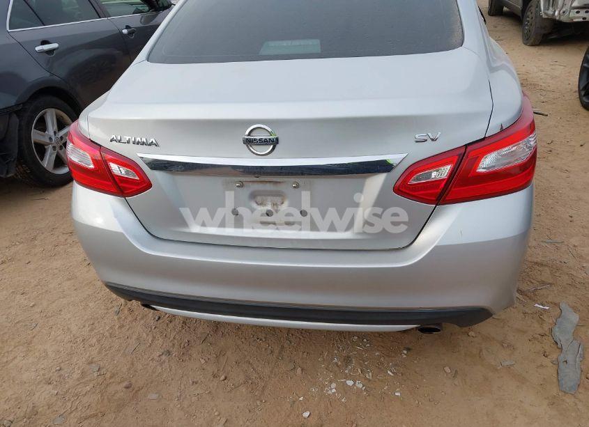Photo 16 of 2017 Nissan Altima 2.5 SV (VIN 1N4AL3APXHC211778)